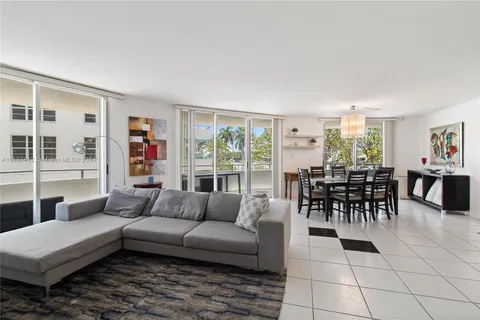 5151 Collins Ave # 324, Miami Beach FL 33140