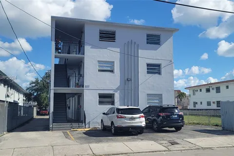 111 SW 18th Ave, Miami FL 33135