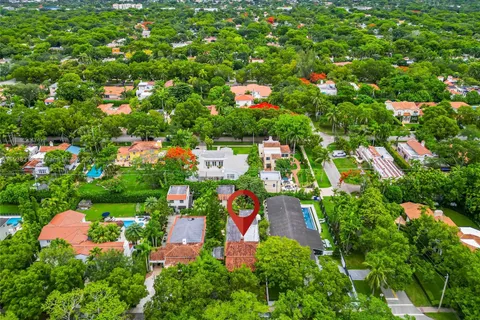 1107 Alhambra Cir, Coral Gables FL 33134