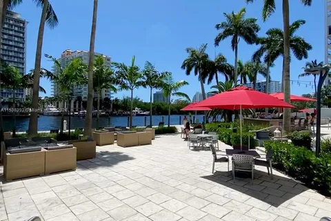 2670 E Sunrise Blvd # 309, Fort Lauderdale FL 33304