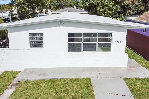 1557 NW 66 St, Miami FL 33147