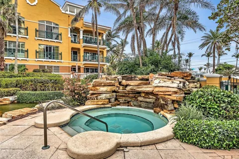 1228 Hillsboro Mile # 205, Hillsboro Beach FL 33062