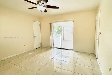 2060 NE 185th Ter, North Miami Beach FL 33179