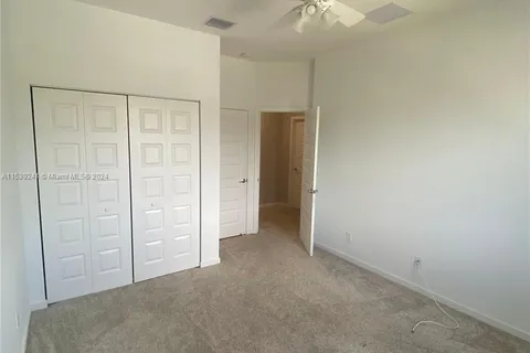 1320 Pioneer Way # 1320, Royal Palm Beach FL 33411