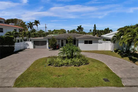 267 Oceanic Ave, Lauderdale By The Sea FL 33308