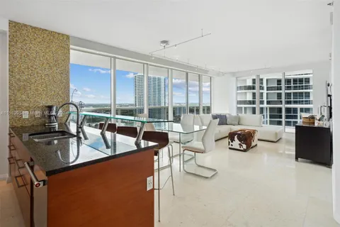 1830 S Ocean Dr # 3008, Hallandale Beach FL 33009