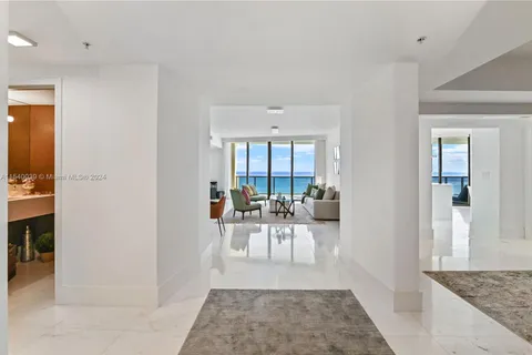 16275 Collins Ave # 1501, Sunny Isles Beach FL 33160