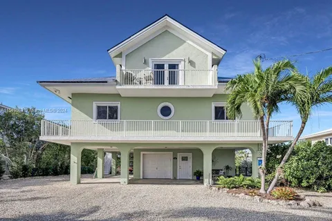 24 Mutiny, Key Largo FL 33037