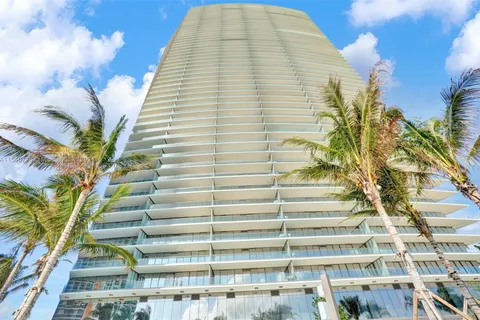 18975 COLLINS AVE # 2001, Sunny Isles Beach FL 33160