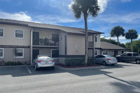 1049 JUNE DR # 1049, Melbourne FL 32935