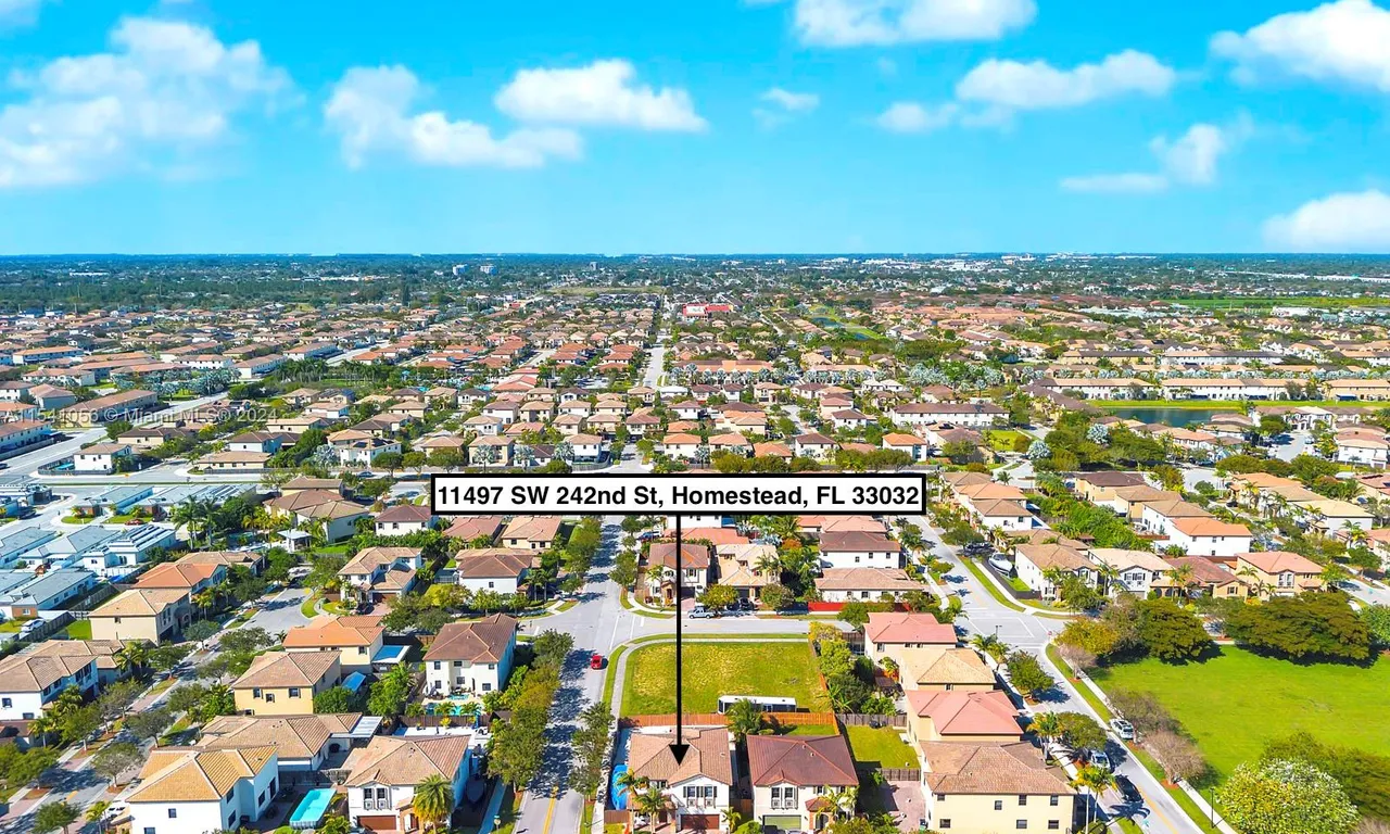 11497 SW 242nd St, Homestead FL 33032