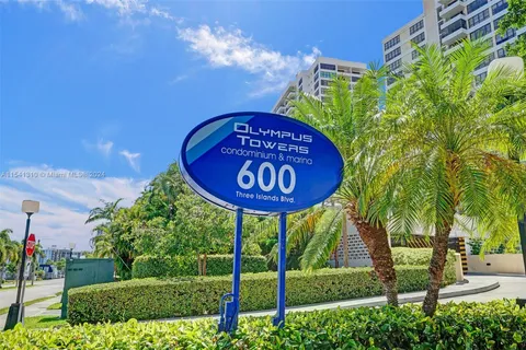 600 Three Islands Blvd # 1521, Hallandale Beach FL 33009