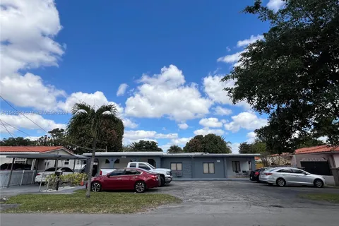 1145 W 35th St, Hialeah FL 33012