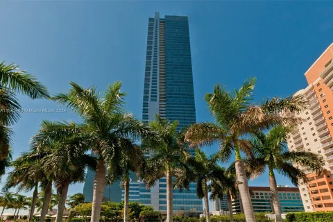 1425 Brickell Ave # 46B, Miami FL 33131