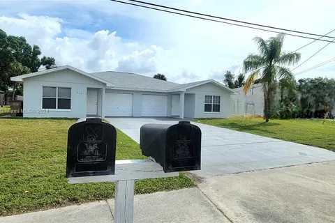 313 SE 24th Ave, Cape Coral FL 33990