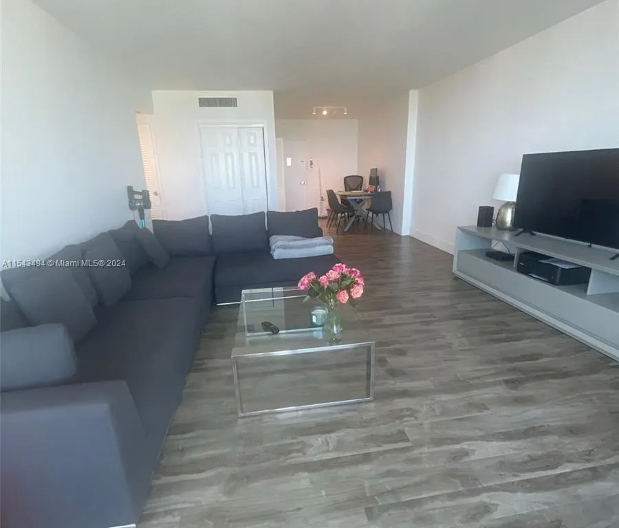 1200 West Ave # 1210, Miami Beach FL 33139