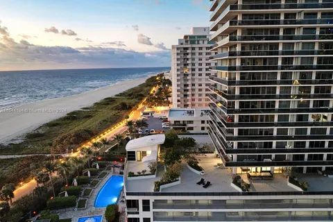 5875 Collins Ave # 501, Miami Beach FL 33140