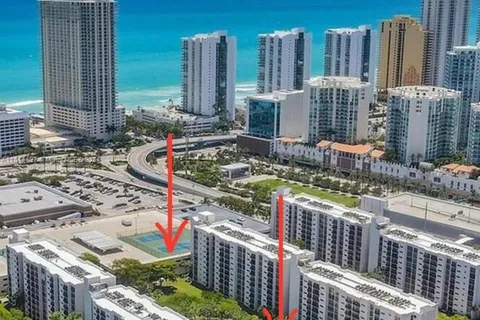 17021 N Bay Rd # 318, Sunny Isles Beach FL 33160