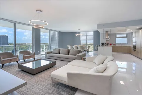 17301 Biscayne Blvd # 1201, North Miami Beach FL 33160