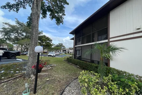 9636 S Belfort Cir # 209, Tamarac FL 33321