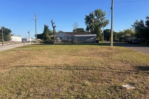 610 NW Phosphate Blvd, Other City - In The State Of Florida FL 33860