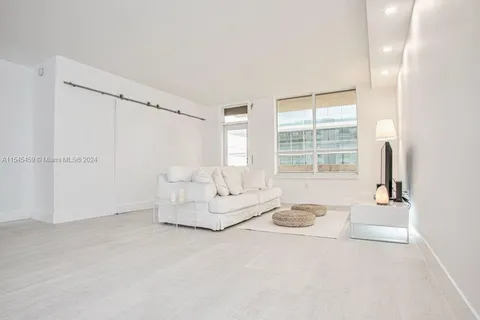 10185 Collins Ave # 1221, Bal Harbour FL 33154