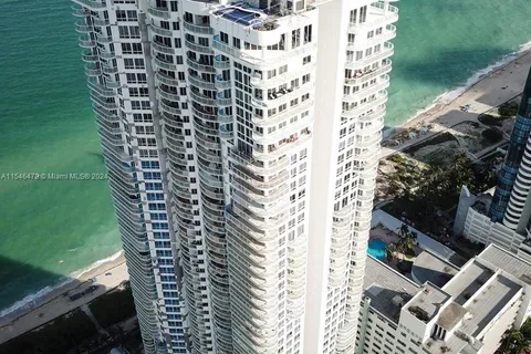 6365 Collins Ave # 1408, Miami Beach FL 33141