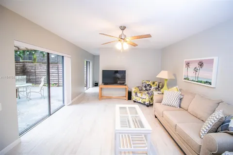 1410 14th Ter # 1410, Palm Beach Gardens FL 33418