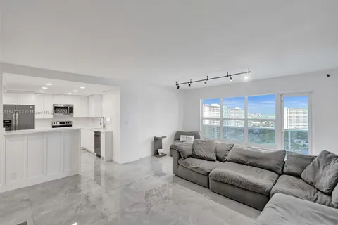 3500 Galt Ocean Dr # 1109, Fort Lauderdale FL 33308