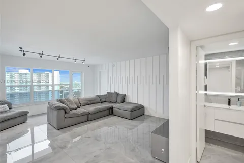 3500 Galt Ocean Dr # 1109, Fort Lauderdale FL 33308