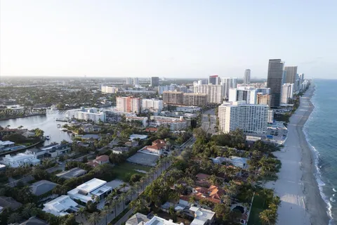 624 Ocean Blvd, Golden Beach FL 33160