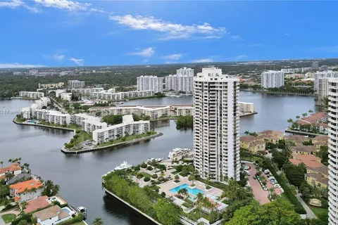 1000 Island Blvd # 2107, Aventura FL 33160