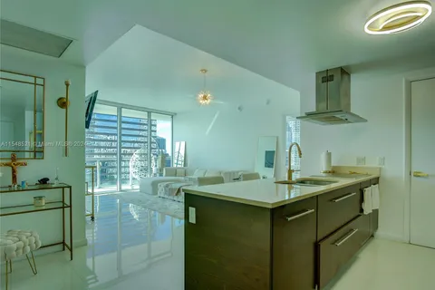 495 Brickell Ave # 2111, Miami FL 33131