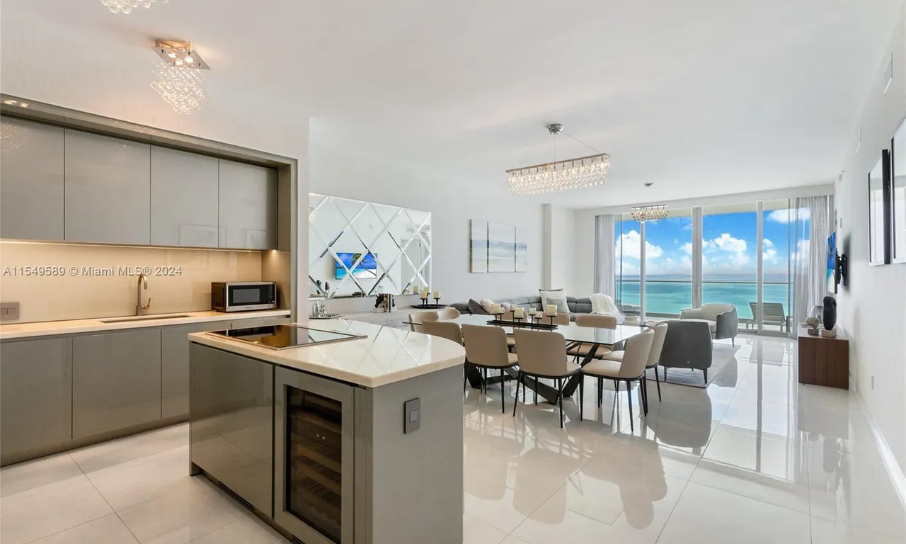 18975 Collins Ave # 2703, Sunny Isles Beach FL 33160