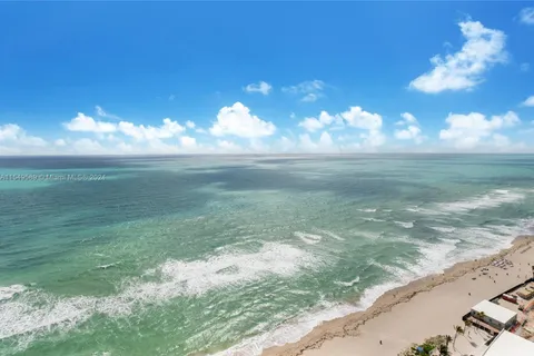 18975 Collins Ave # 2703, Sunny Isles Beach FL 33160