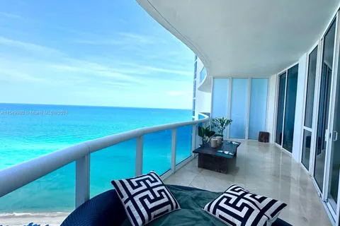 16001 Collins Ave # 2203, Sunny Isles Beach FL 33160