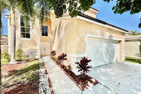 1031 Briar Ridge Rd, Weston FL 33327