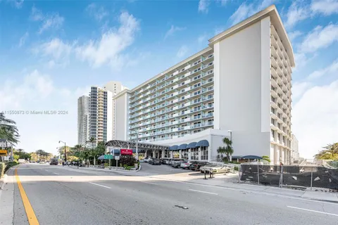 19201 Collins Ave # 935, Sunny Isles Beach FL 33160