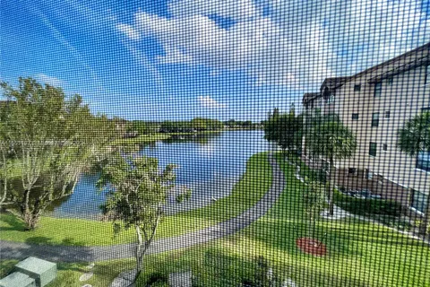 4350 NW 30th St # 335, Coconut Creek FL 33066