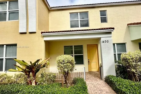 1430 NW 48th Dr, Boca Raton FL 33431