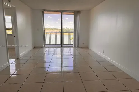 8710 N Sherman Cir # 407, Miramar FL 33025