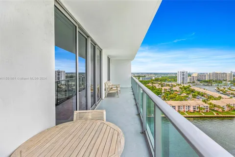 4010 S Ocean Dr # R1601, Hollywood FL 33019