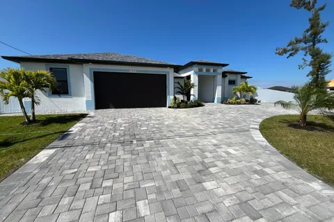 138 SW 35th Ave, Other City - In The State Of Florida FL 33991