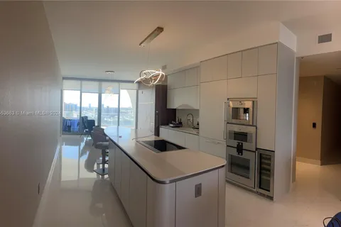 16901 Collins Ave # 1203, Sunny Isles Beach FL 33160