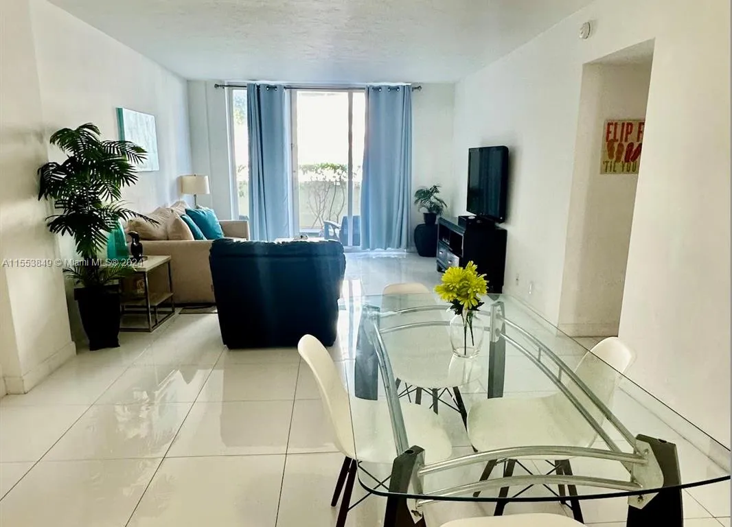 3801 S Ocean Dr # 1B, Hollywood FL 33019