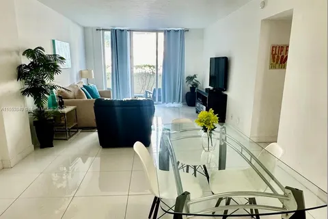 3801 S Ocean Dr # 1B, Hollywood FL 33019