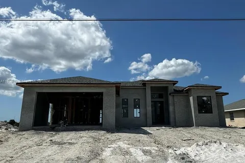1220 NW 30th Place, Cape Coral FL 33993