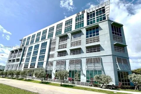 800 SE 4 AVENUE # 821, Hallandale Beach FL 33009