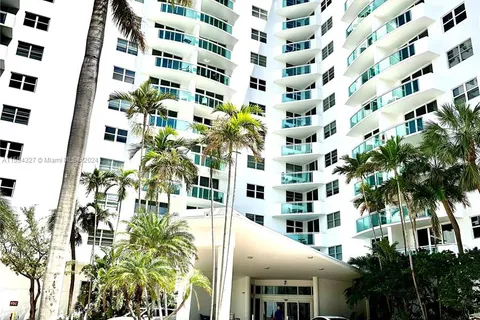 3001 S Ocean Dr # 1619, Hollywood FL 33019