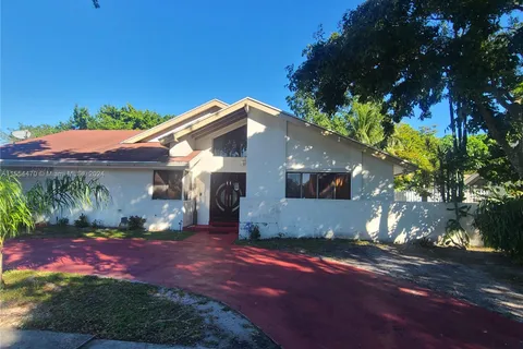 20527 NE 9th Pl, Miami FL 33179